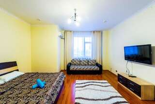 Апартаменты Apartments in the Center on Sarayshyq 34 Нур-Султан Апартаменты с балконом-10